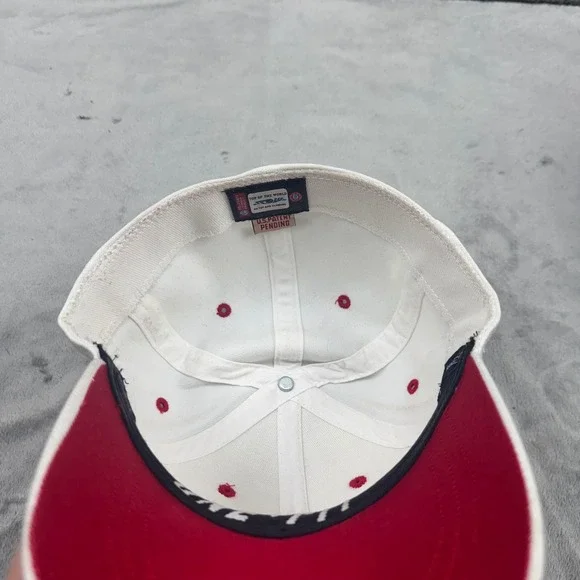 Top of the World Georgia Bulldogs Hat Mens White Red Embroidered Stretch Fit Cap - Picture 14 of 14